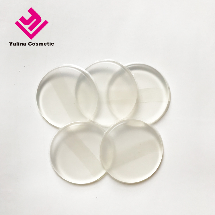 Round silicone sponge with band